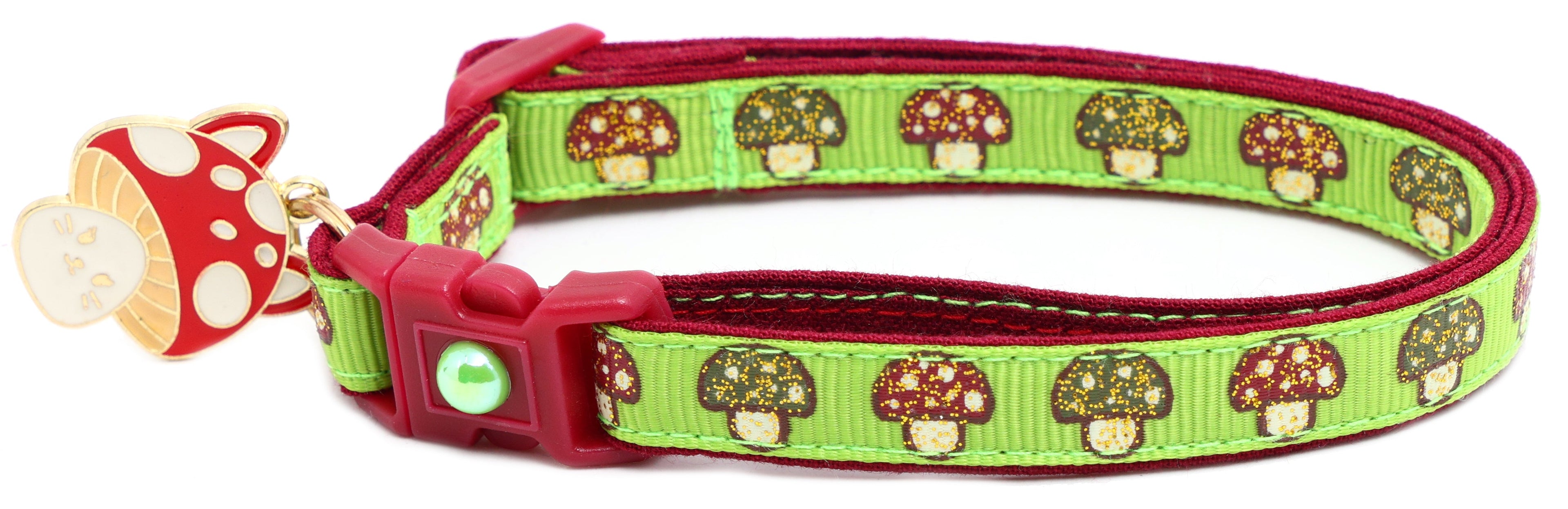 Woodland Mushrooms Breakaway Cat Collar
