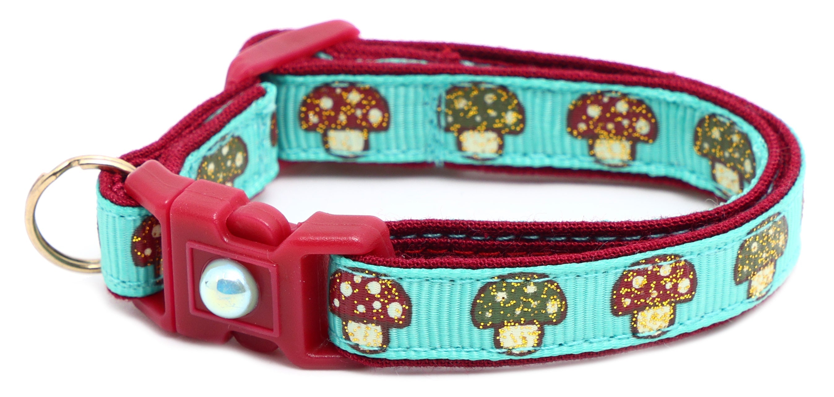 Woodland Mushrooms Breakaway Cat Collar